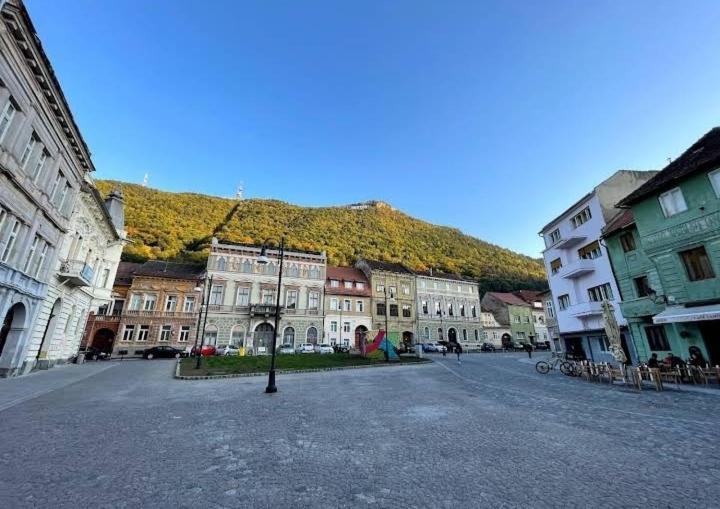 Piata Sfatului Pietonal Apartment Braşov Exteriör bild