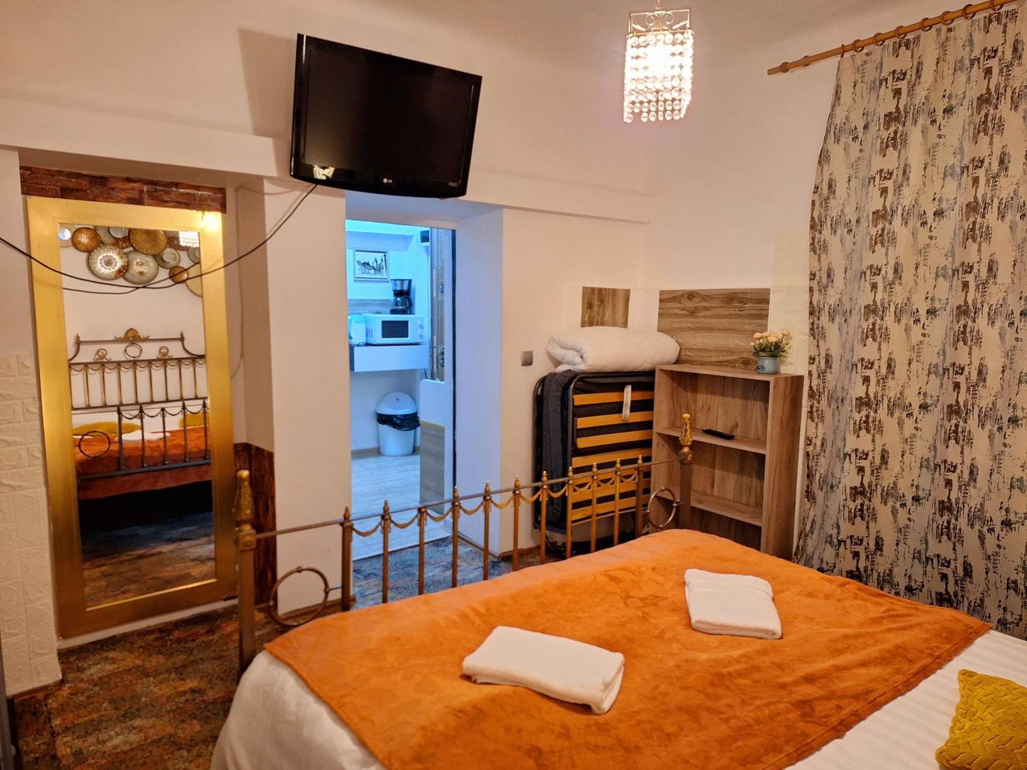 Piata Sfatului Pietonal Apartment Braşov Exteriör bild